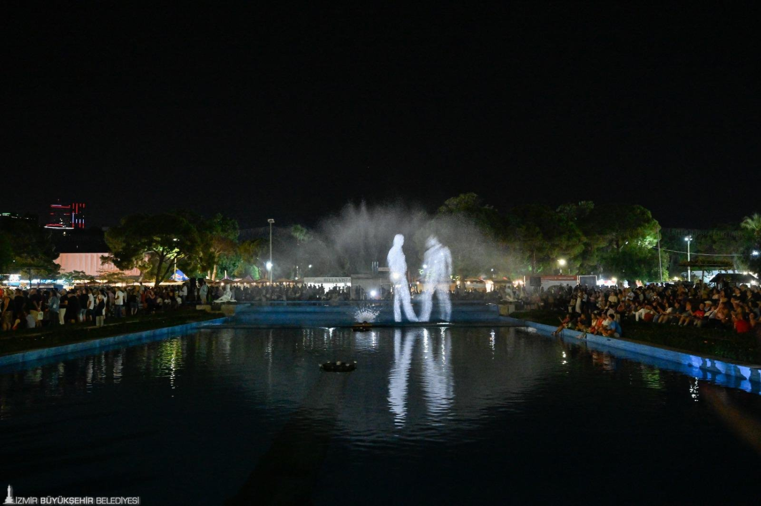 İzmir Enternasyonal Fuarı’na ilk gününde büyük ilgi